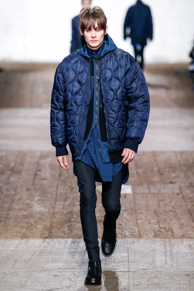 Look 13